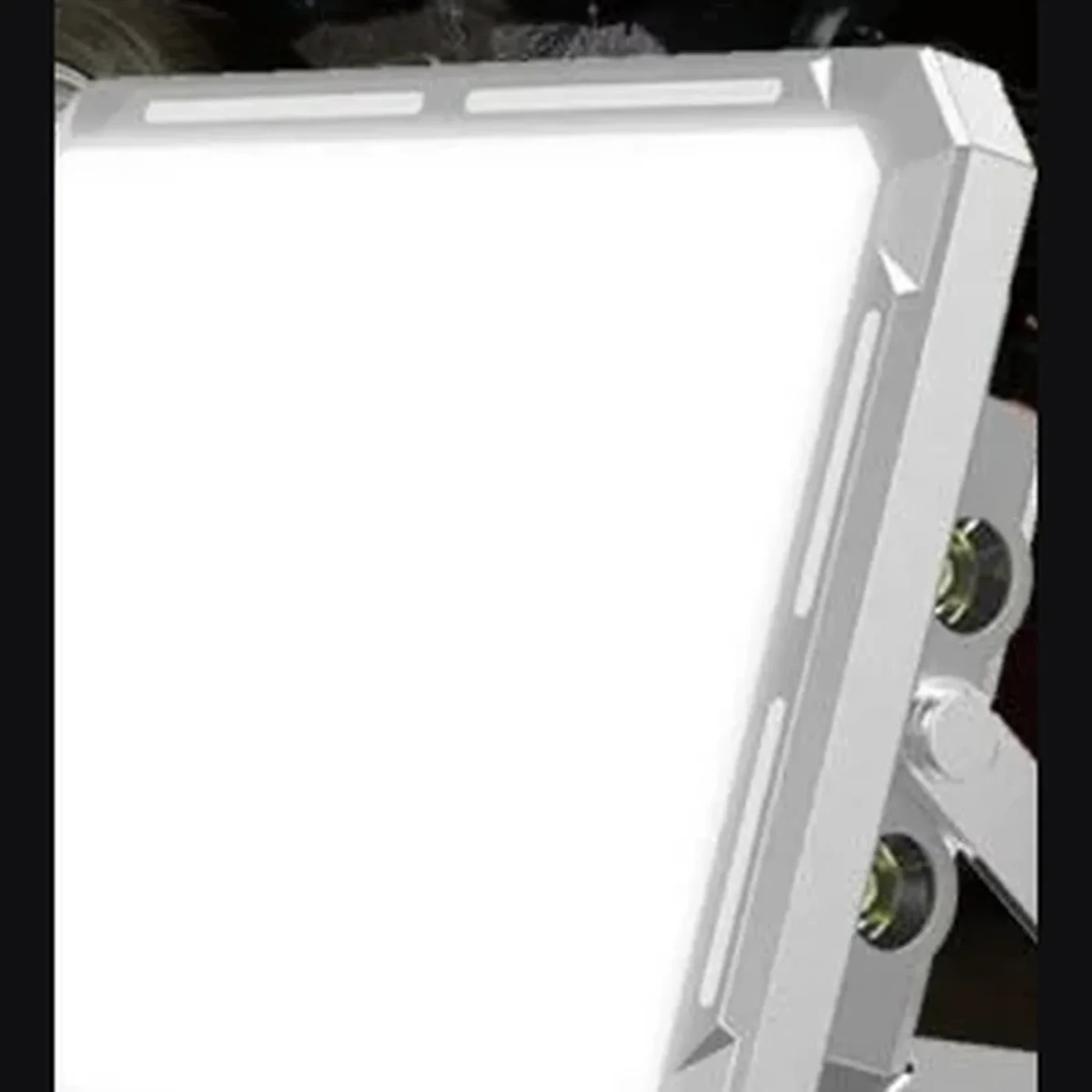 gearup-kxk-686-work-light-02