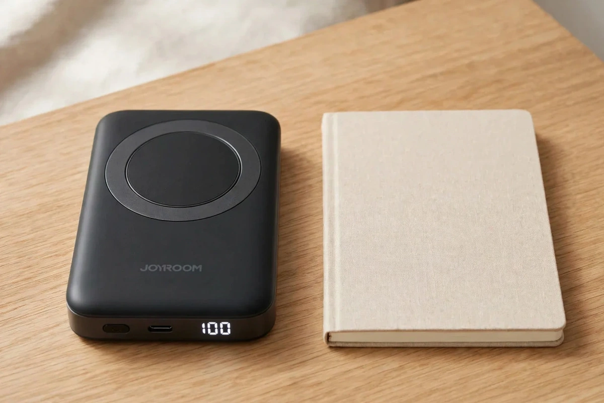 joyroom-jr-pbm12-22-5w-10000mah-wireless-power-bank-with-kickstand_09