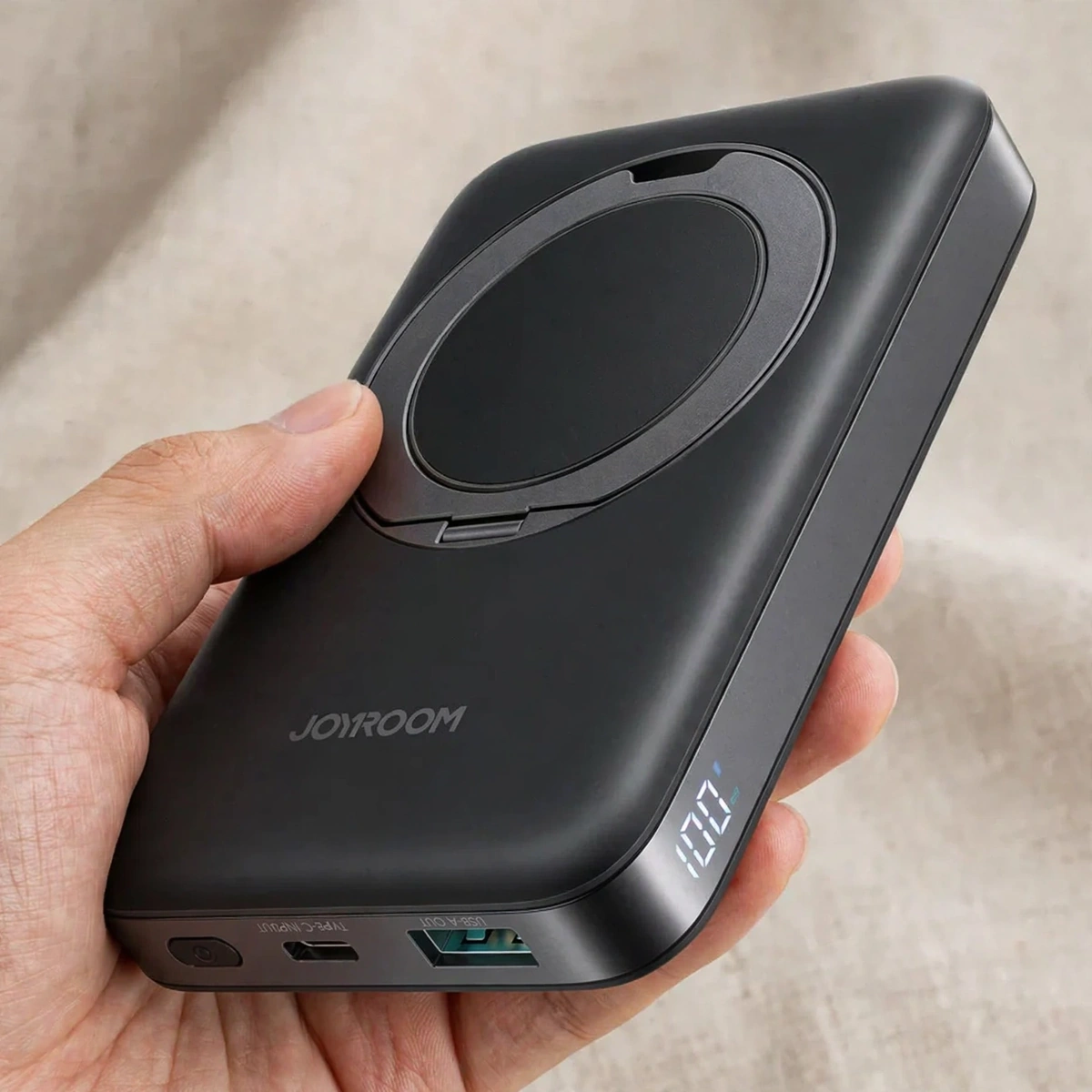 joyroom-jr-pbm12-22-5w-10000mah-wireless-power-bank-with-kickstand_11