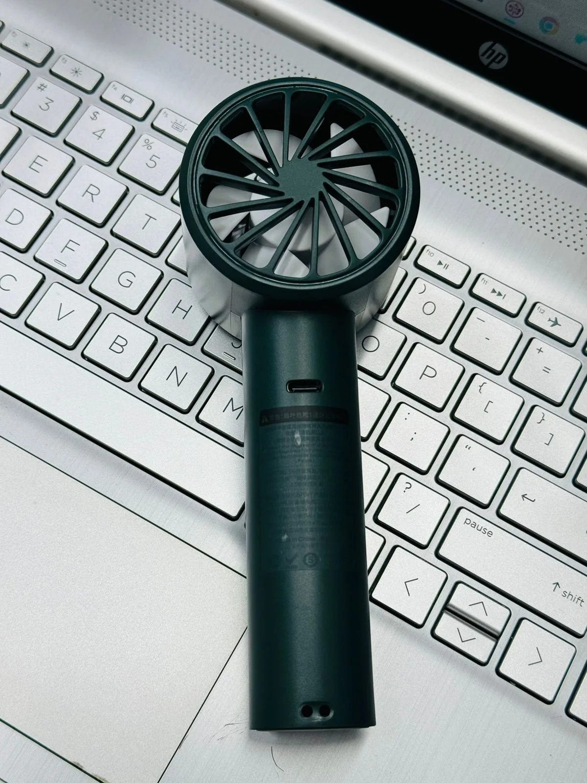Xiaomi AISOLOVE F01 Handheld Turbo Fan (2000mAh Battery) – Green Color Xiaomi AISOLOVE F01 Handheld Turbo Fan (2000mAh Battery) - Green Color
