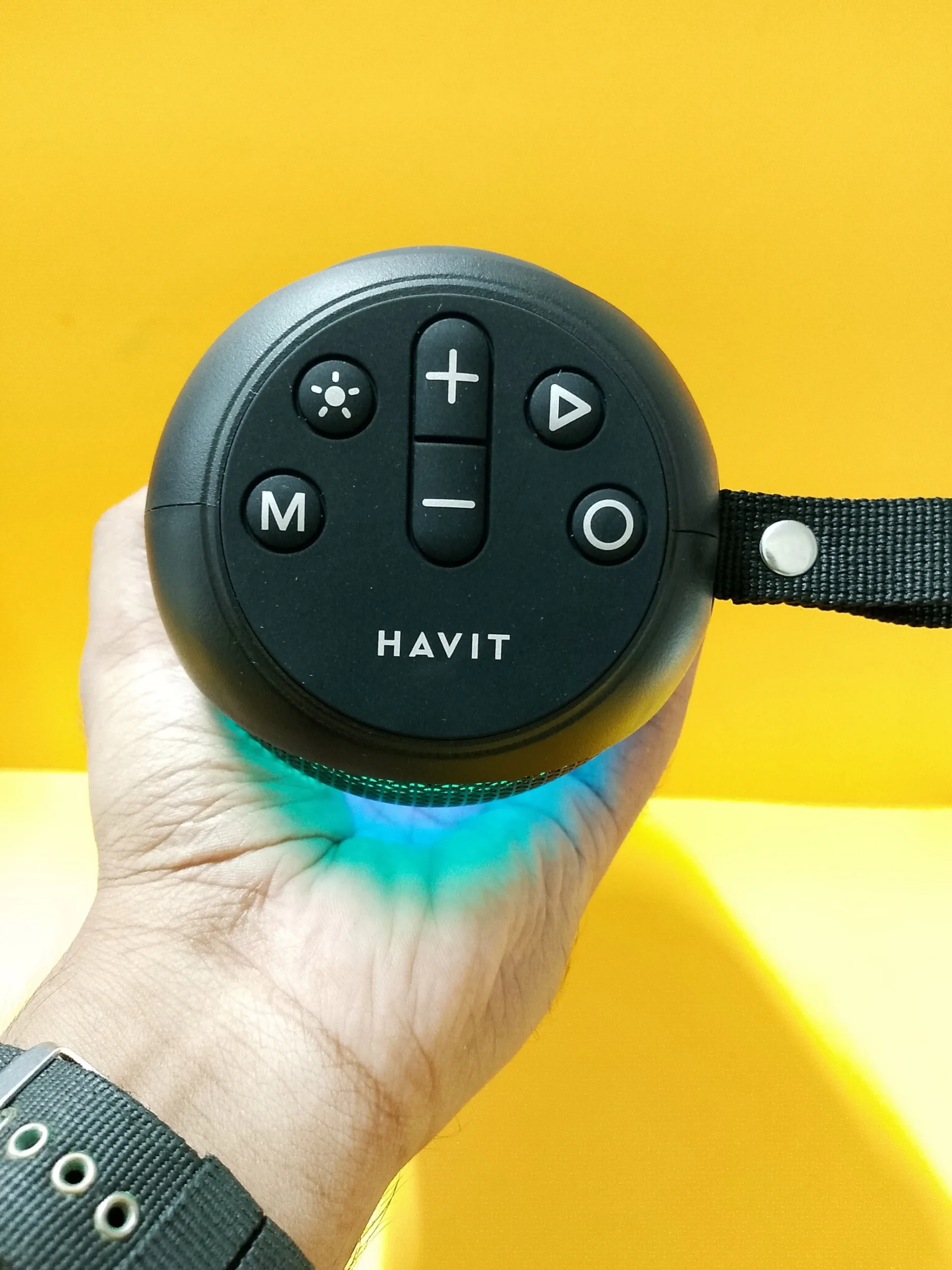 Havit SK808BT RGB Bluetooth Speaker Havit SK808BT RGB Bluetooth Speaker