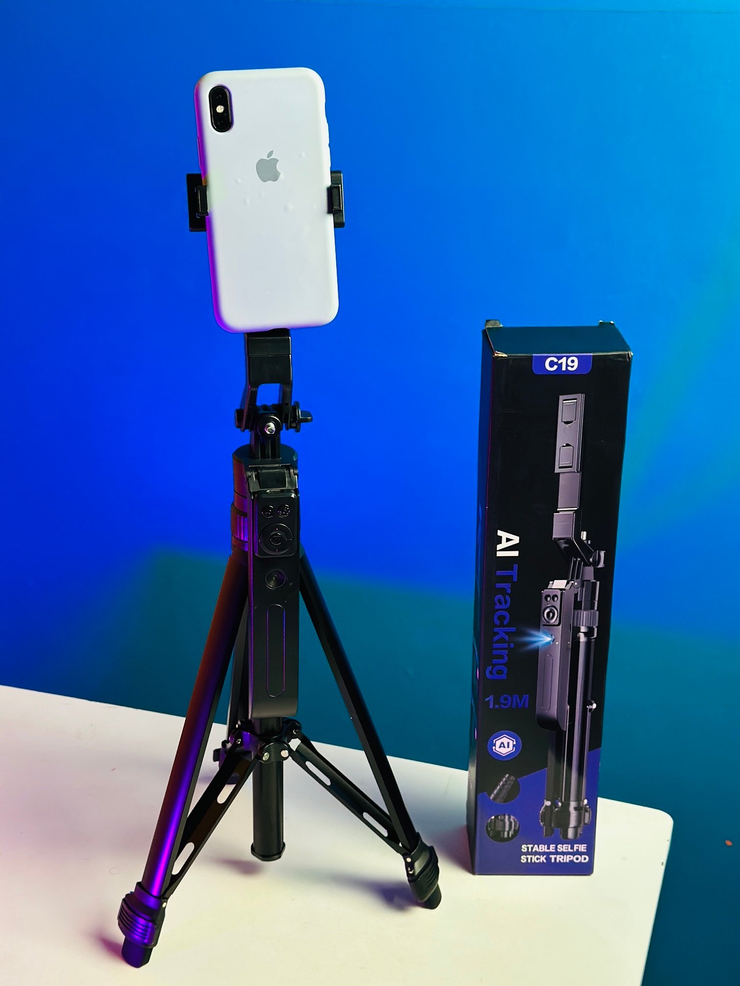 C19 AI Face Tracking Selfie Stick Tripod C19 AI Face Tracking Selfie Stick Tripod