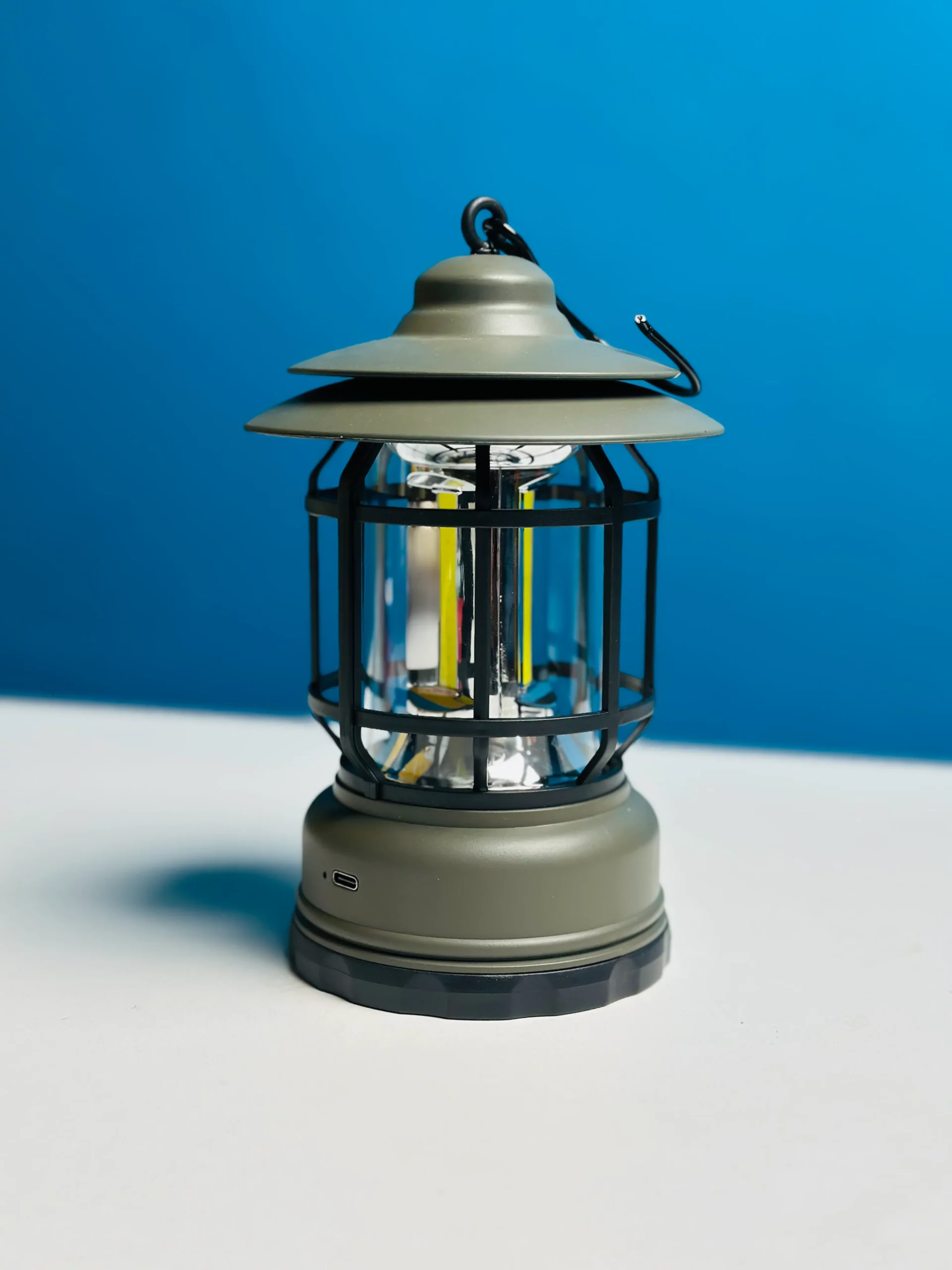 L-27 Portable Camping Lamp – Random Color L-27 Portable Camping Lamp - Random Color