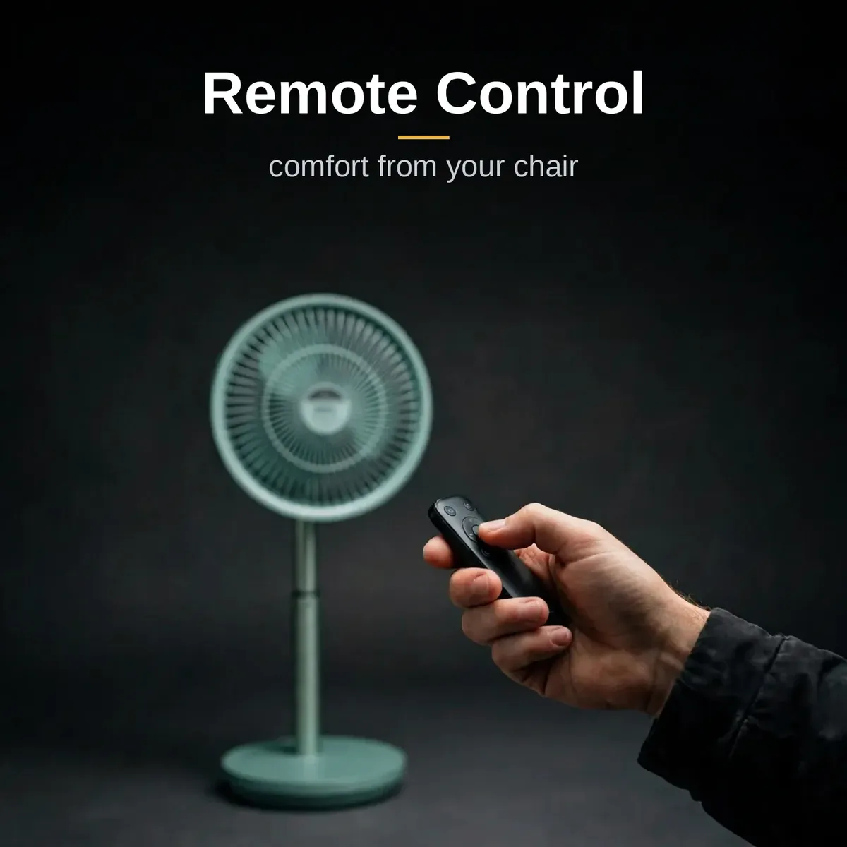 Xiaomi AISOLOVE F5 Pro Max remote control in hand