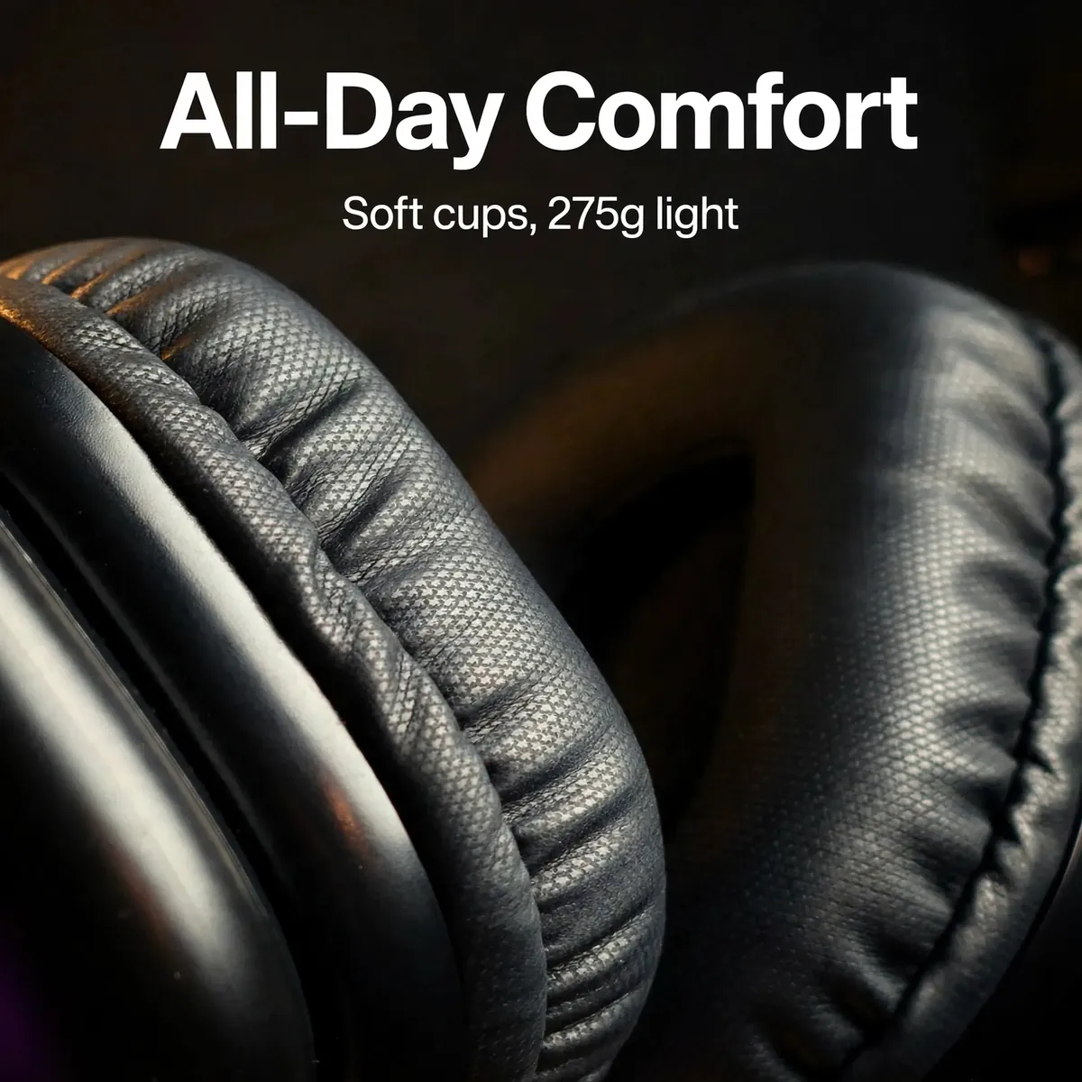 Hoco W35 Pro Max Black comfort card showing a leather cushion macro — All-Day Comfort. Soft cups, 275g light.